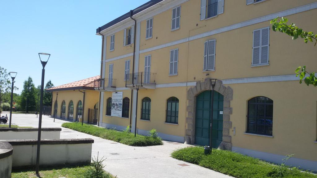 Appartamento Stefania Milão Exterior foto
