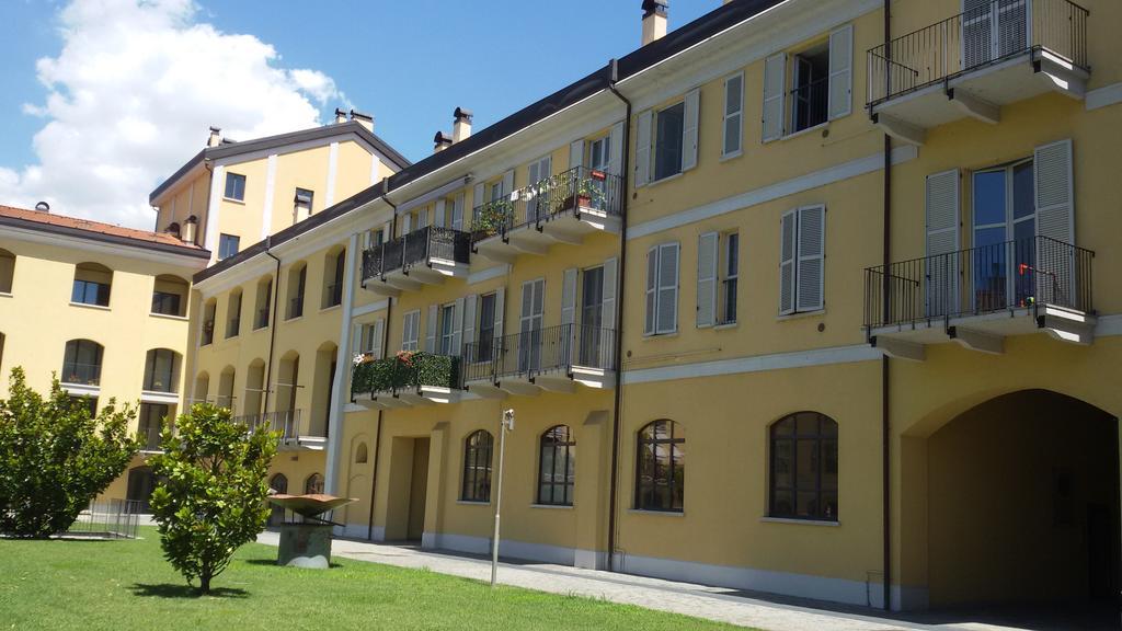 Appartamento Stefania Milão Exterior foto